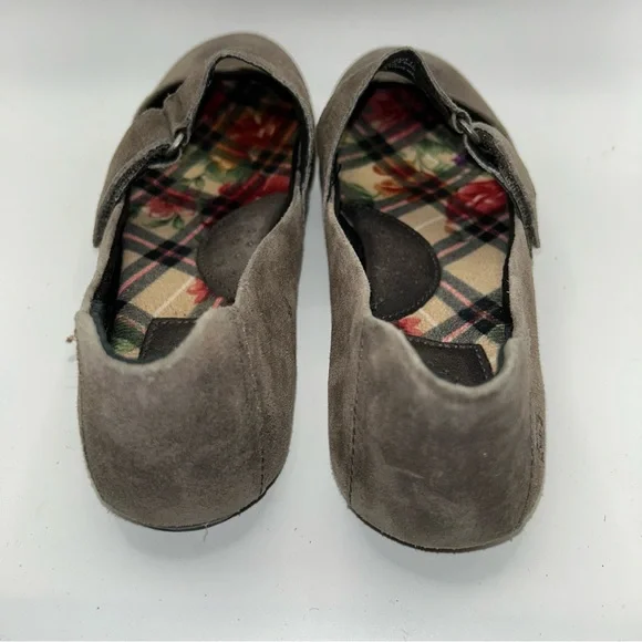 Born grayish brown suede Velcro Mary Jane’s size 8.5 - Picture 4 of 5